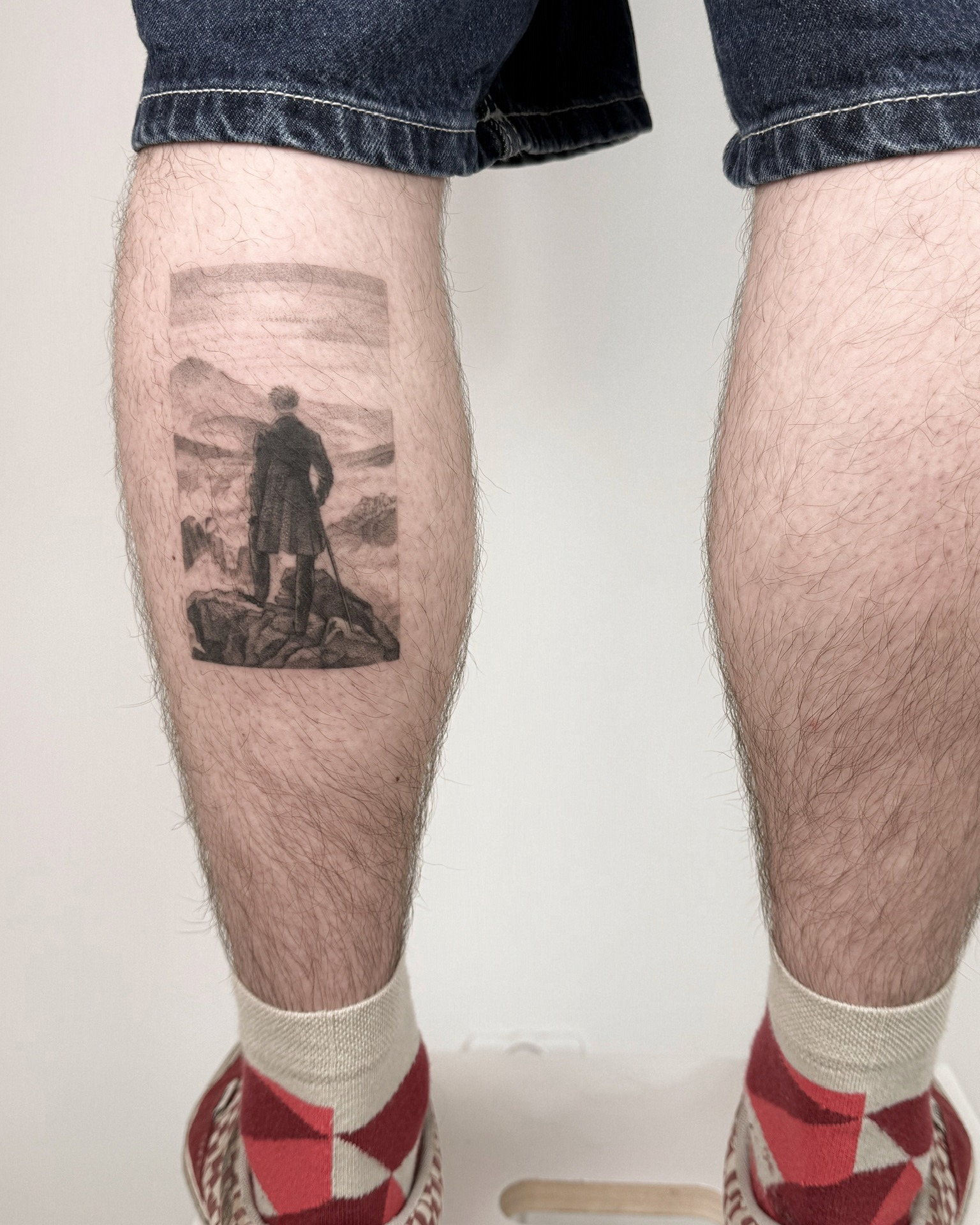 Projekt z 04/01/2026 - "Wędrowiec nad morzem mgły" - Slide 4